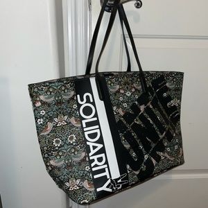 MARC JACOBS SOLIDARITY TOTE